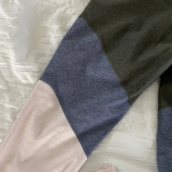 outdoor voices high waisted color block leggings - Picture 4 of 4